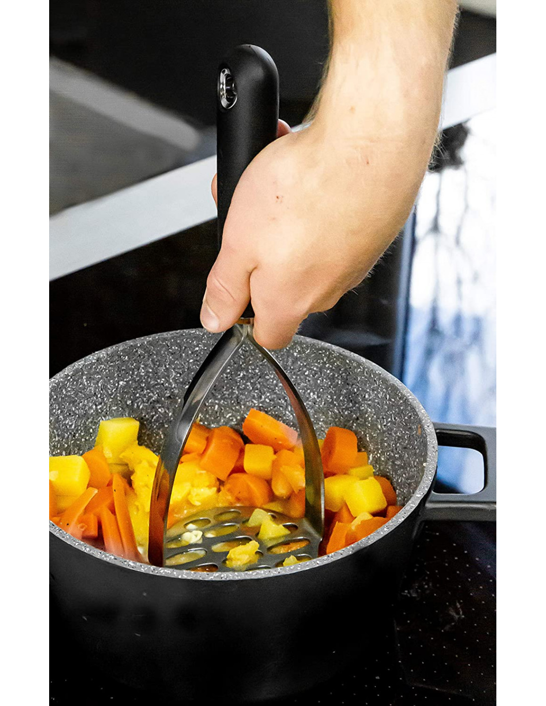 Kitchencraft Masterclass Presse-purée électrique rotatif à usage